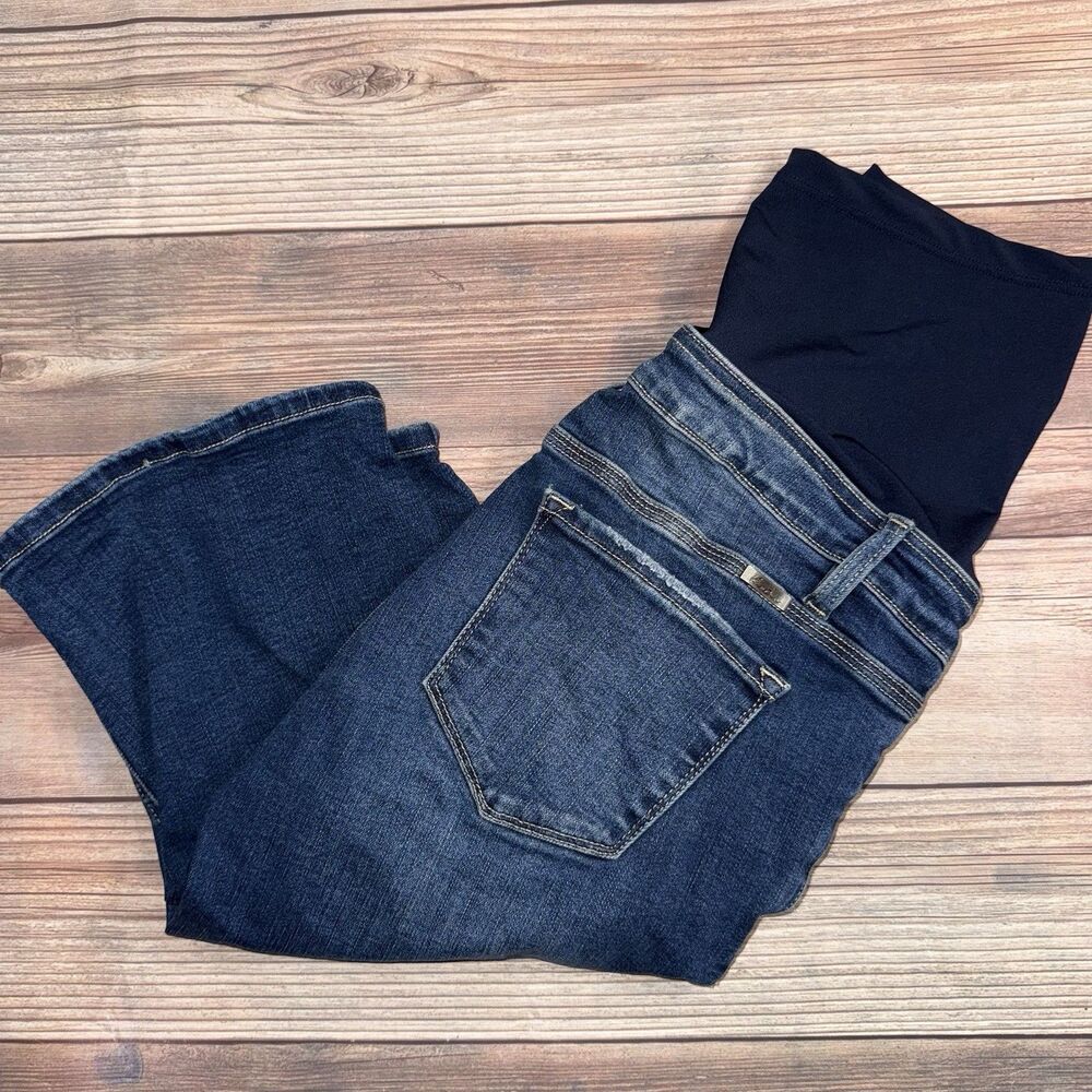 KanCan Maternity Bermuda Jean Shorts  Size 11/29